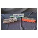 Vintage HO scale train cars