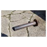 Round shaft 5th wheel hitch post