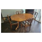 Dining room table and 4 chairs