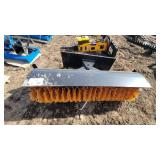 New GIYI quick attach broom