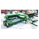 John Deere 328 square baler