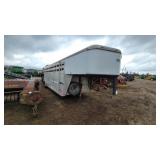 2006 Shadow aluminum livestock trailer