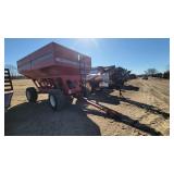 Unverferth 530 gravity wagon