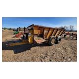 Knight 8124 side slinger manure spreader
