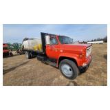 1986 GMC 7000 tender truck