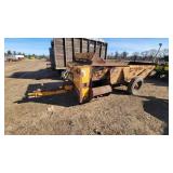 Kuhn Knight 8114 side slinger manure spreader