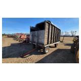 Forage dump wagon