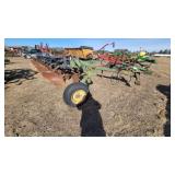 John Deere 2700 8 bottom plow