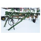 John Deere 3200 6 bottom plow