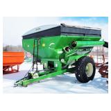 Brent 672 Grain Cart