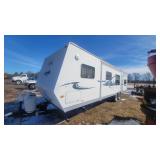 2006 Trail Bay travel trailer