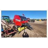 New Holland RF450 Superfeed round baler
