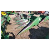 John Deere 643 corn head