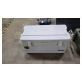 Igloo cooler