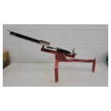 Clay pigeon thrower