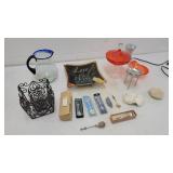 Assorted decorative items