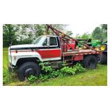1990 Ford F700