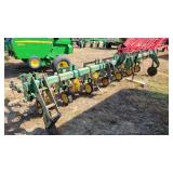 John Deere 6 row cultivator