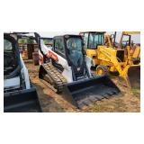 Bobcat T76 R series track loader