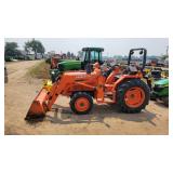 Kubota L2550 tractor