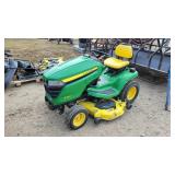 John Deere X320 garden tractor