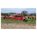 825 Round bale wagon