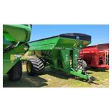 Brent 880 grain cart