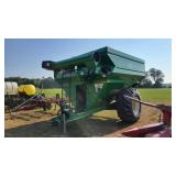 J&M 750 grain cart