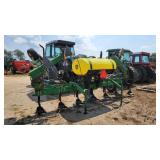 John Deere 845 side dress applicator