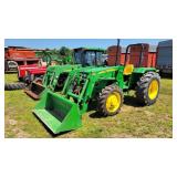 John Deere 5055E