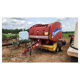 New Holland Roll-belt 450 round baler