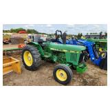 John Deere 1250 tractor