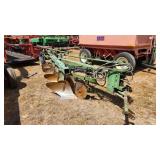 John Deere 450 4 bottom plow