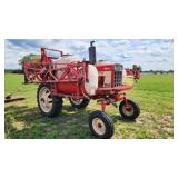International 666 Hydro Hi-crop sprayer tractor