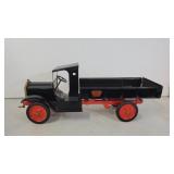 Keystone Packard pressed steel dump truck-