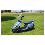 Honda Elite 150 Deluxe moped