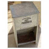 Galvanized Metal Dog Food Gravity Feed Feeder
