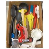 Kitchen Utensils, Plastic Spoons, Spatulas