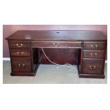 Rolling 7 Drawer Wooden Mahagony Executive Desk