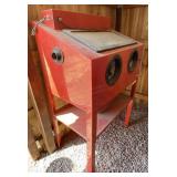 Vertical Sandblasting Cabinet