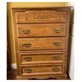 Broyhill Medium Oak Stained Chest Of Drawers