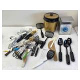 2# Scale, Ice Bucket, Kitchen Gadgets, Utensils