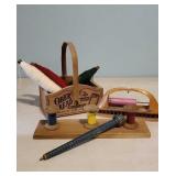 Sewing decor, thread spools, spool pen