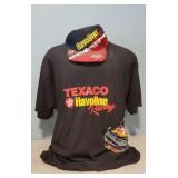Counter mannequin, Texaco Racing t-shirt, cap