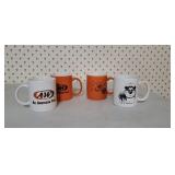 A & W mugs (4)