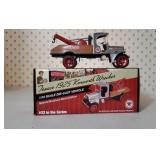 Texaco 1925 Kenworth Wrecker bank