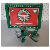 Sinclair Lockheed Vega 5R airplane bank