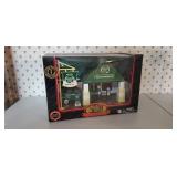 Quaker State Motor Oil service station boxed set