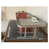 Metal Car Services play set