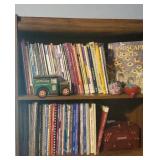 Sewing lot, 2 shelves of quilt, embroidery, sewing